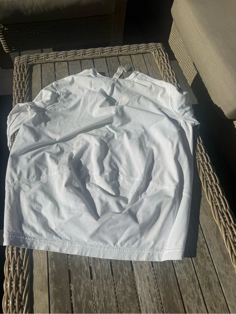 lululemon athletica White Long Sleeve V-Neck Top back in action , size 2